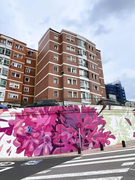 Calida Estancia Descubre La Ciudad Bilbao Bagian luar foto