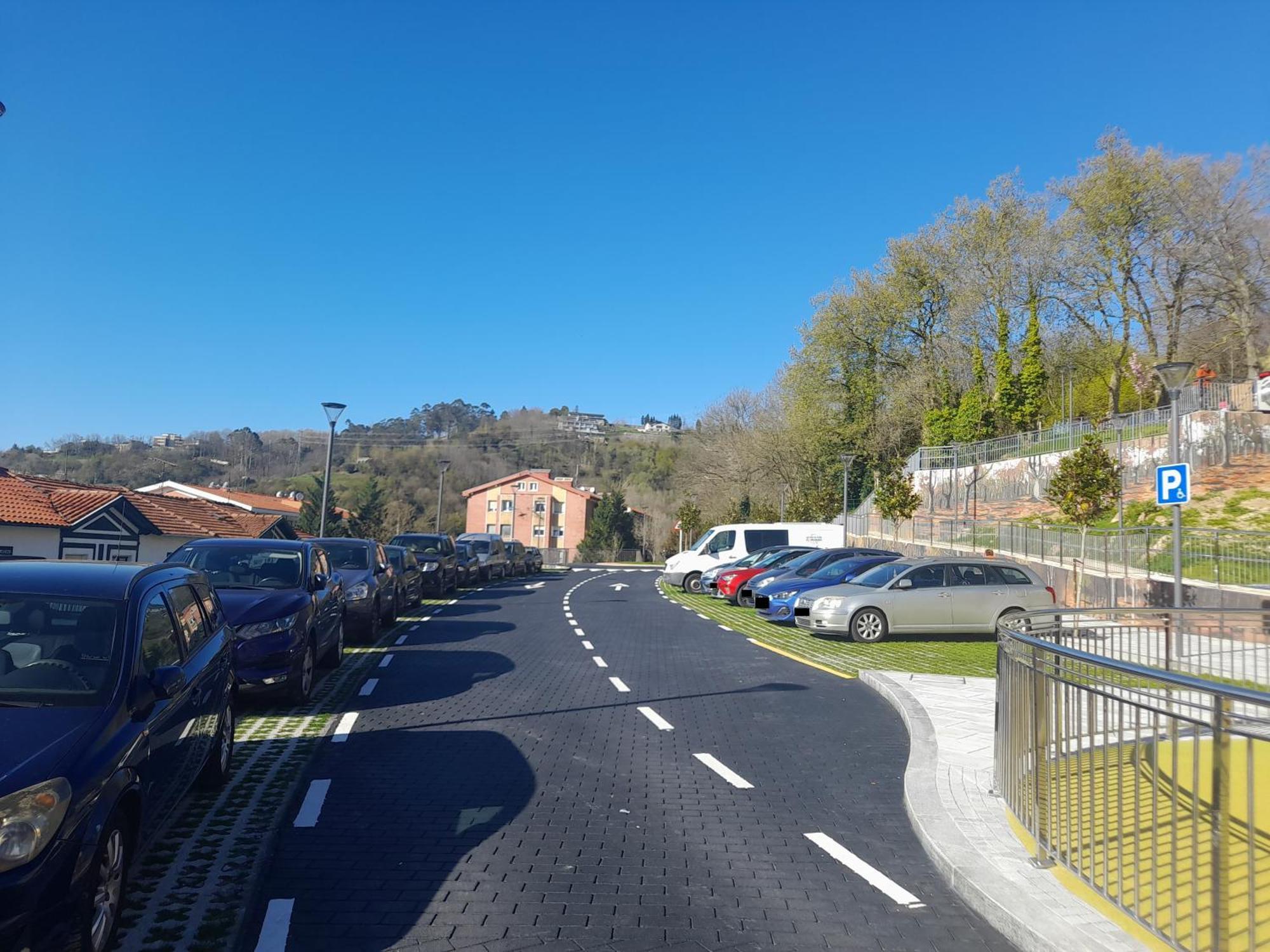 Calida Estancia Descubre La Ciudad Bilbao Bagian luar foto