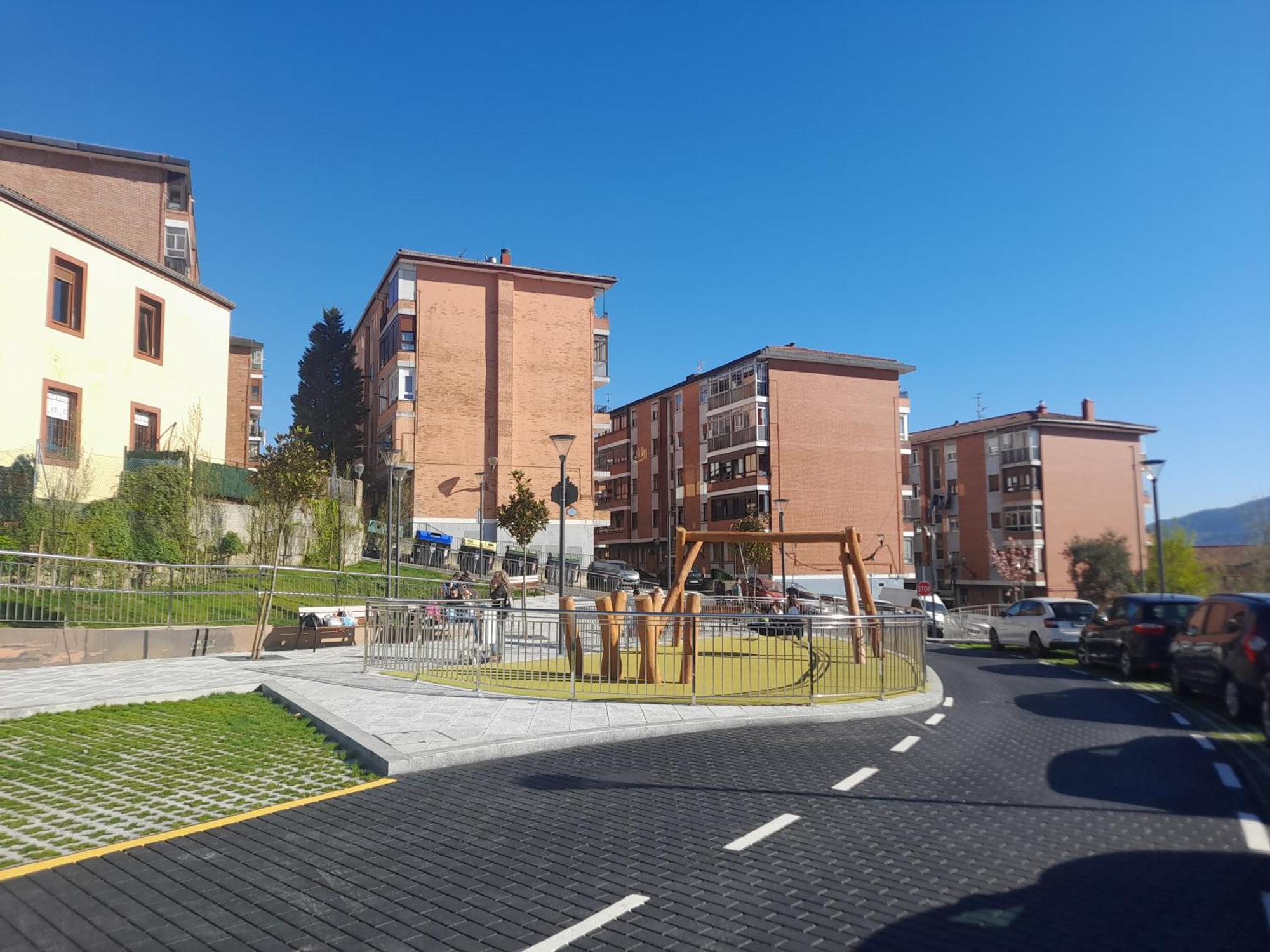 Calida Estancia Descubre La Ciudad Bilbao Bagian luar foto